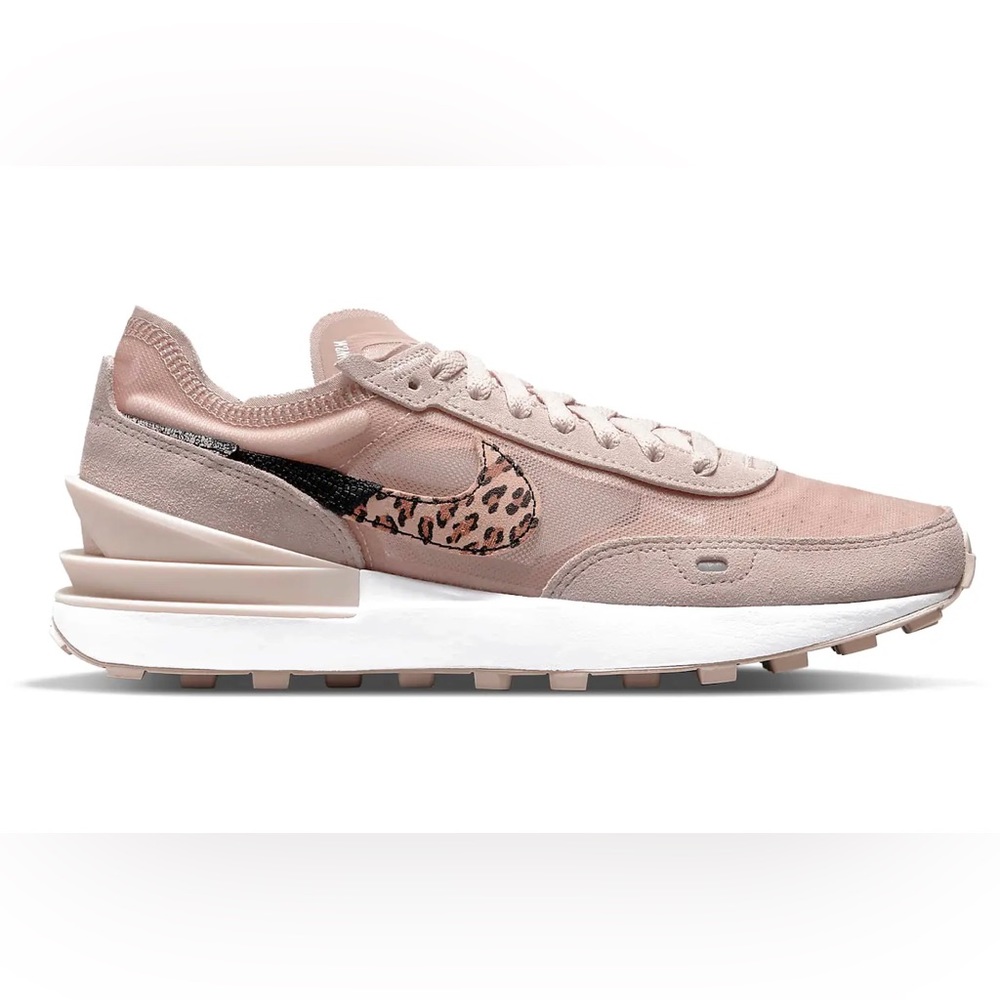 Women's Nike Waffle One SE Fossil Stone